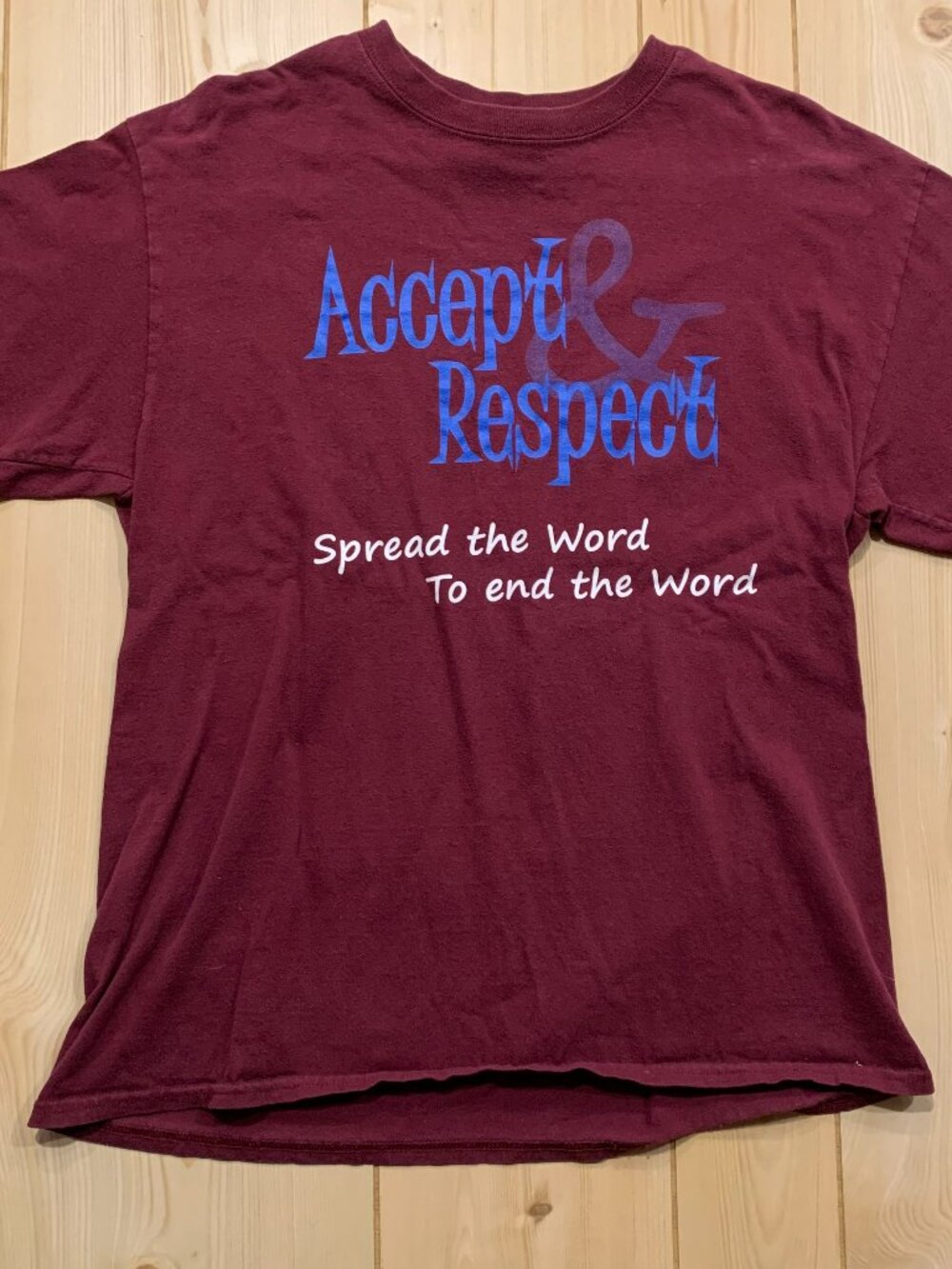 Vintage Y2K Accept & Respect Spread The Word End The Word West Allis T-Shirt L